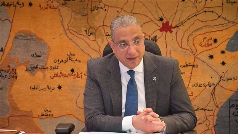الدكتور احمد الانصارى