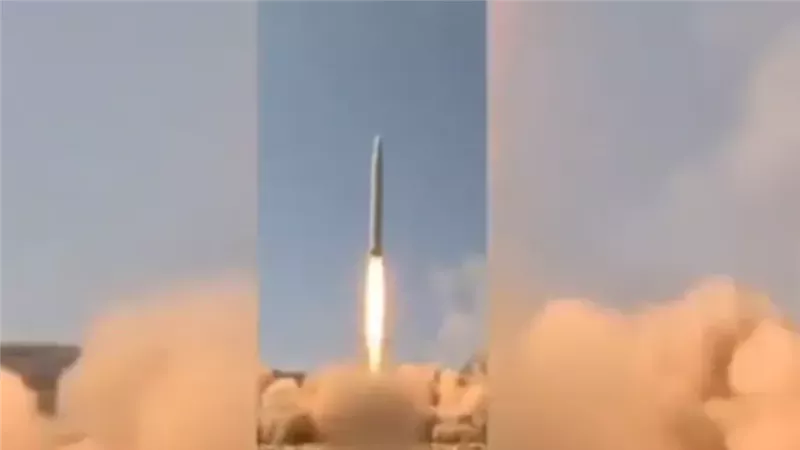 لحظة إطلاق صاروخ
