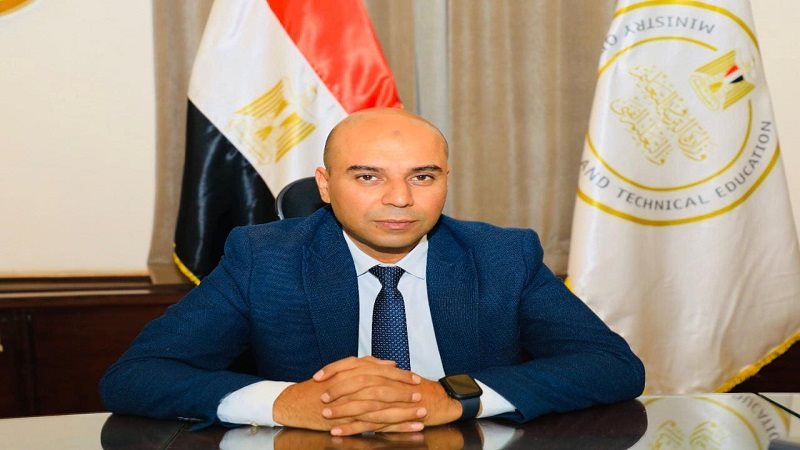 المتحدث التعليم