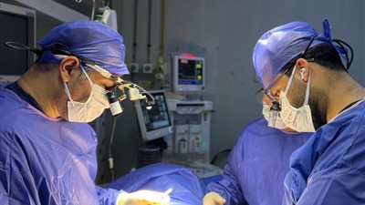 تدخل جراحي دقيق ينقذ فتاة من آلام مزمنة في البنكرياس بالسويس