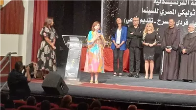 إلهام شاهين توجه الشكر للمركز الكاثوليكي المصري للسينما.. اعرف السبب