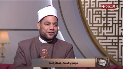 إمام مسجد الحسين يحكي قصة رجل دخل الجنة بحسنة واحدة 