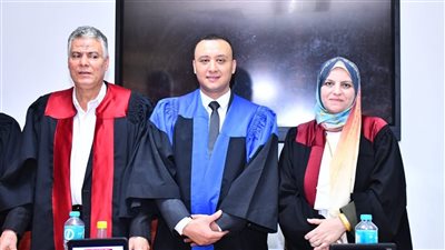 أثر التحول الرقمي على الأداء الاتصالي الحكومي.. رسالة ماجستير  بحامعة المنصورة