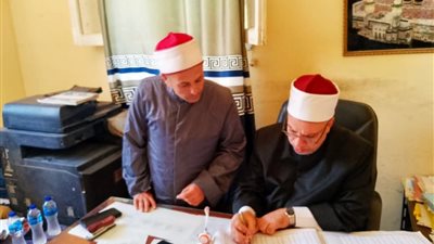 مدير أوقاف الجيزة يتفقد إدارات ومساجد أطفيح ويشدد على الانضباط والالتزام