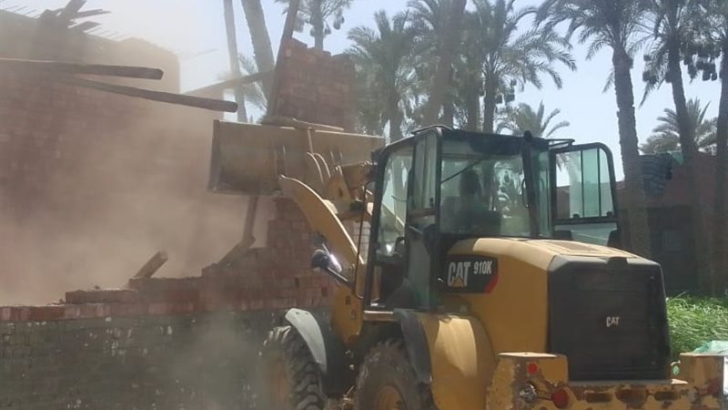 إزالة تعديات على