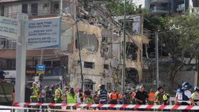 في ساعات الصباح الأولى.. إيران تمطر إسرائيل بالصواريخ وتضرب أهدافًا استراتيجية