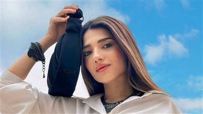 نارين بيوتي توجه رسالة مؤثرة للفتيات المقبلات على الزواج: افرحي لنفسك