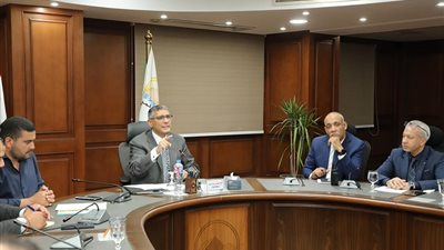 محافظ الجيزة يصدر قرارًا بتشكيل المكتب الفني لدعم تنفيذ المشروعات ومتابعتها