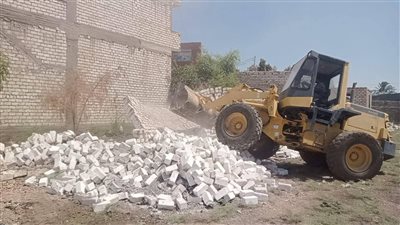 إزالة 948 حالة تعدٍ على الأراضي الزراعية وأملاك الدولة والبناء المخالف بالمنيا