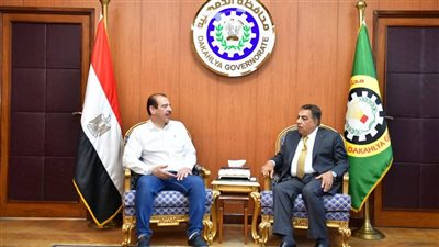 لمتابعه سير العمل.. محافظ الدقهلية يستقبل نائب وزير الصحة للطب الوقائي