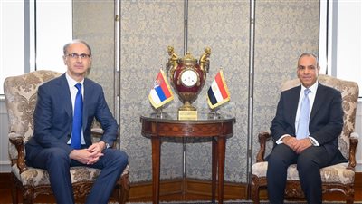 وزير الخارجية يرحب بقرب دخول اتفاقية التجارة الحرة مع صربيا حيز التنفيذ 