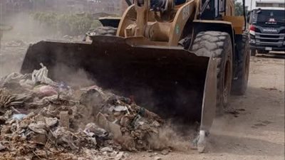 رفع 1050 طن قمامة ومخلفات بناء من مدينة القنايات بالشرقية