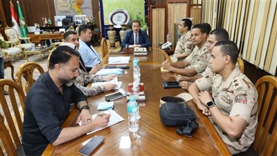  محافظ المنوفية يلتقي وفد الهيئة الهندسية للقوات المسلحة لمتابعة المشروعات