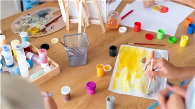 اعرف فوائد العلاج بالفن والتلوين وسيلة فعالة للتخفيف من التوتر النفسي