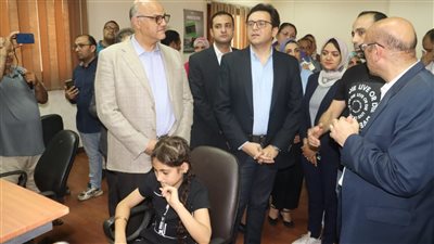 وزير الثقافة يُبدي استياءه من تدني الخدمات ويحيل مديرة قصر الطفل ببنها للتحقيق