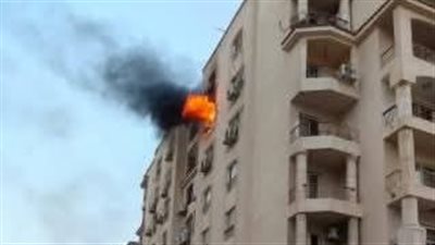 حريق يلتهم شقة سكنية بكمبوند البارون في المقطم| صور 