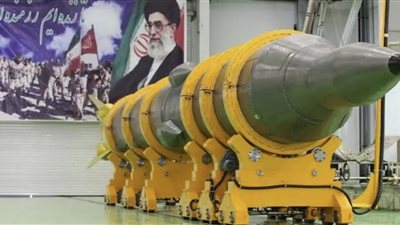 تصعيد خطير بين إيران و إسرائيل: الحرس الثوري يقصف أهدافًا حساسة بصواريخ سجيل 3