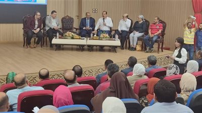 نائب وزير الصحة يتفقد منشآت الدقهلية ويوجه بمكافآت ومجازاة لتحسين جودة الخدمات