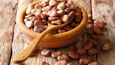 طبق الفول.. دواء شعبي لضبط السكر والكوليسترول          