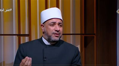 أيمن أبو عمر: «الأخلاق» لا تُكتسب بالكلام بل بالمواقف