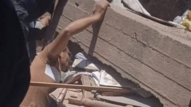 انهيار عقار حدائق