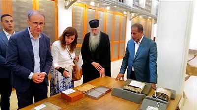 رئيس وزراء صربيا يزور دير سانت كاترين في جنوب سيناء