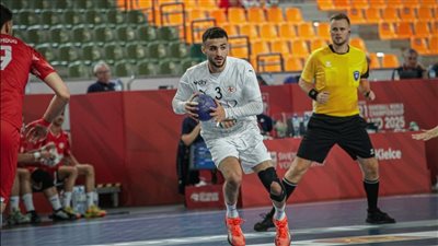 منتخب الشباب يهزم إسبانيا ويخطف صدراة مجموعته ببطولة العالم لليد
