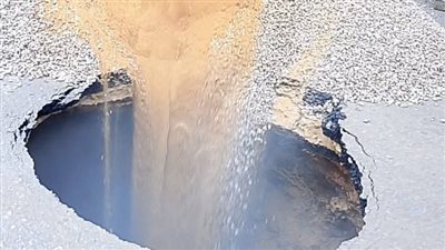 محافظ القليوبية: معالجة آثار الهبوط الأرضي في منطقة الشونة بشبرا الخيمة 