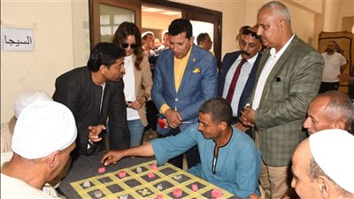 وزير الشباب والرياضة يشهد انطلاق مهرجان الألعاب الشعبية والتراثية والبيئية