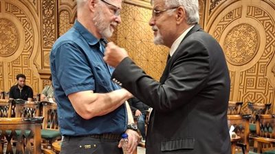 بحضور العائلة والأصدقاء..عزاء الدكتور ماجد فرج مؤرخ الأسرة العلوية