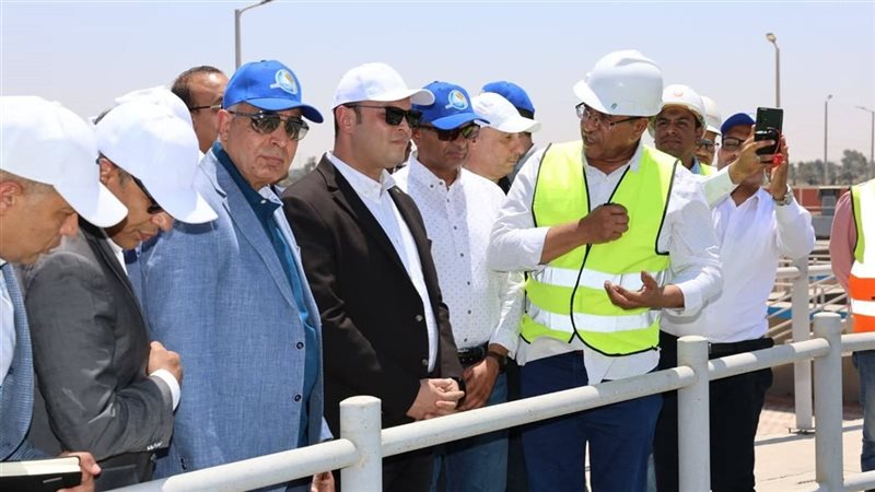 وزير الإسكان من المنيا