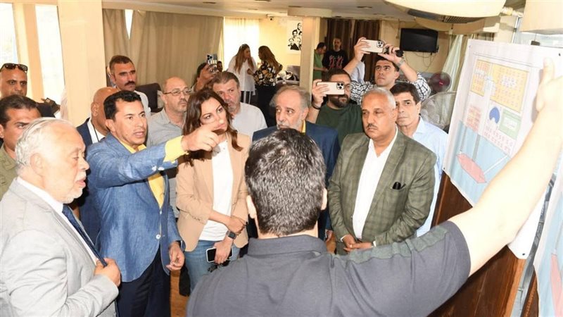 وزير الرياضة واشرف