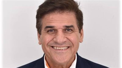 استشاري أمن دولي: توقعات بإغلاق مضيق هرمز خلال ساعات