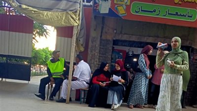 الوقت غير كافي..  أراء طلاب الثانوية العامة بالبحيرة حول امتحان اللغة العربية 