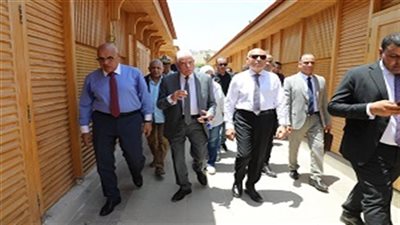 مستشاررئيس الجمهورية للتنمية المحلية يتفقد أعمال تطوير منطقة القاهرة الخديوية