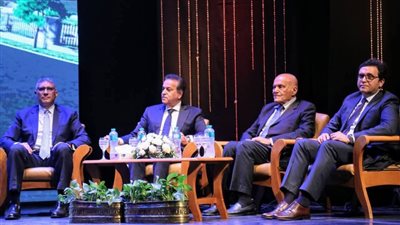 مجدى يعقوب: الطب ليس مهنة فقط بل رسالة «رحمة ومحبة»