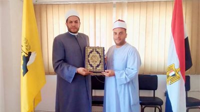 لسرعة إسعافه مريض بالسكر.. أوقاف شمال سيناء تكرم إمام مسجد بالعريش