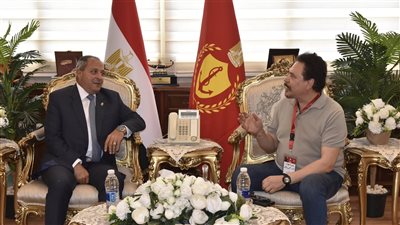 محافظ بورسعيد يستقبل الفنان محمد رياض رئيس المهرجان القومي للمسرح 