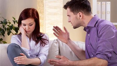 إيمان أبو قورة: رفع الزوجة صوتها على زوجها أمر غير مقبول شرعًا 