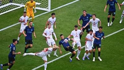 بعد رحيل إنزاجي.. إنتر ميلان يراهن على المدرب الروماني لبناء مشروع جديد