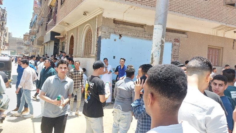 طلاب لجنة الحسيني