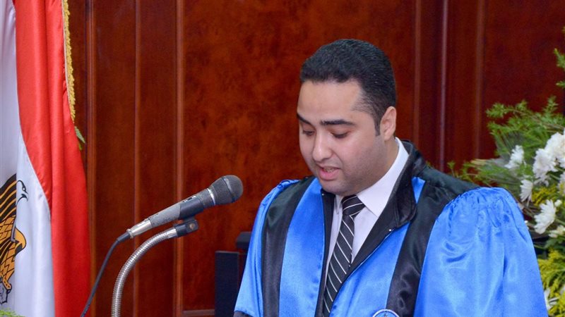 الدكتور محمد محمود