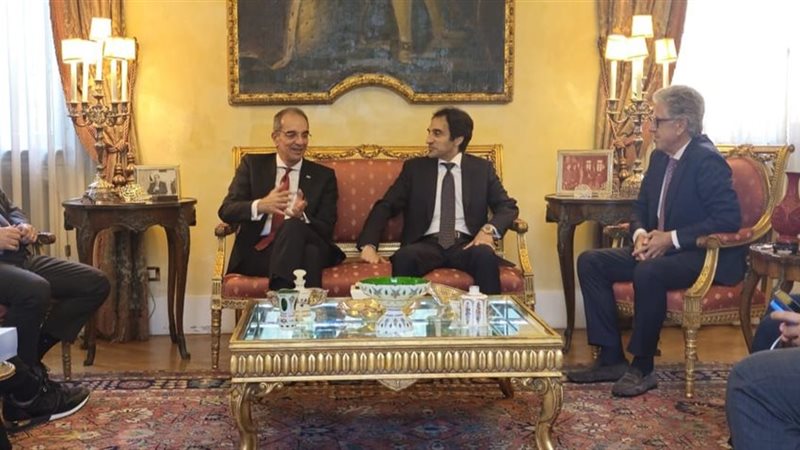 جانب من اللقاء 