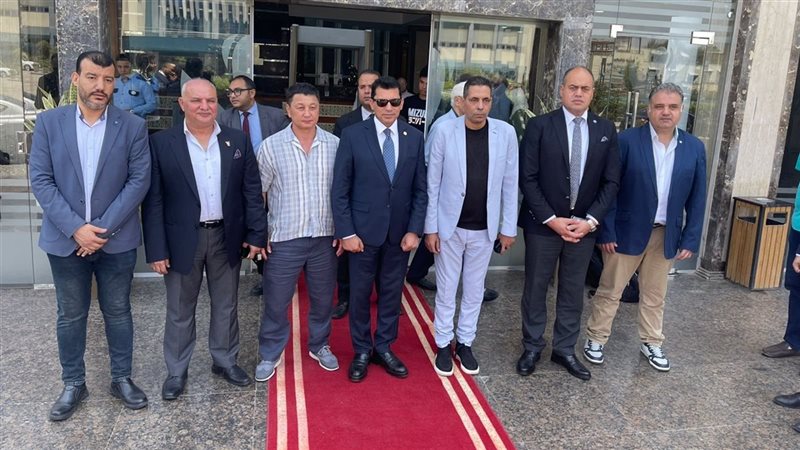 الدكتور أشرف صبحي