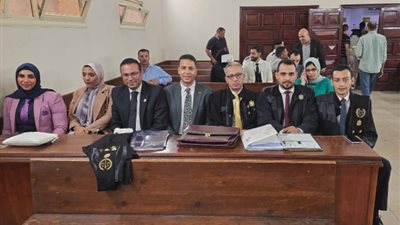 وصول  هيئة الدفاع عن تلميذ مدرسة الكرمة بمحكمة ايتاي البارود 