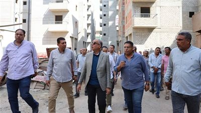 محافظ المنيا:خطوات جادة للقضاء على المناطق الخطرة وغير الآمنة
