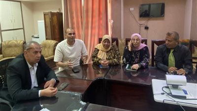 استعدادا للعام الجديد.. اجتماع بتعليم السويس لتفعيل التحويلات الإلكترونية