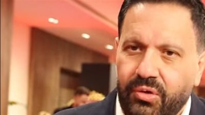 دي بترقص ودي بترقص.. إدوارد يرد على منتقدي 