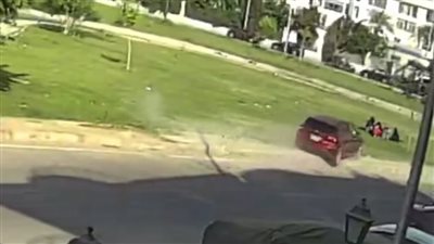 نزهة تتحول لكارثة.. سيدة تدهس أسرة كاملة بالتجمع الخامس