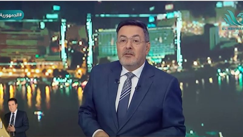 الإعلامي خيري رمضان